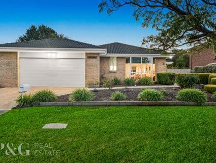 8 Lochard Terrace, Narre Warren South - Thumbnail 2