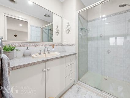 8 Lochard Terrace, Narre Warren South - Thumbnail 8