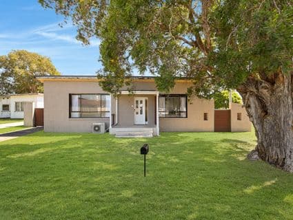 197 Bowman Street, Swansea - Image 1