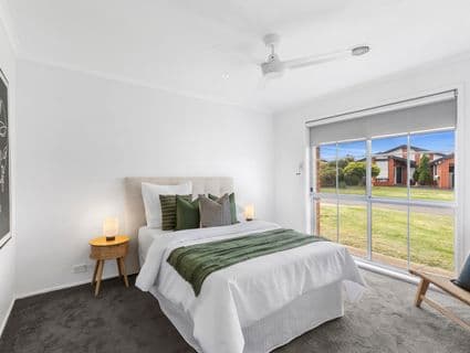 15 Lily Drive, Sydenham - Thumbnail 2
