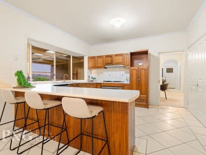 14 Dorchester Drive, Narre Warren South - Thumbnail 7