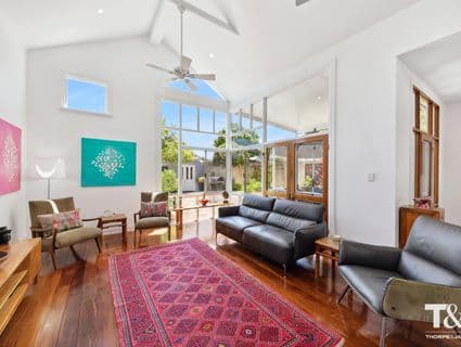 9 Violet Grove, Shenton Park - Thumbnail 2