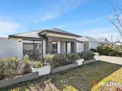 6 Ficus Way, Piara Waters - Image 1