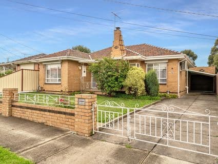 12 Heron Avenue, Sunshine North - Image 1