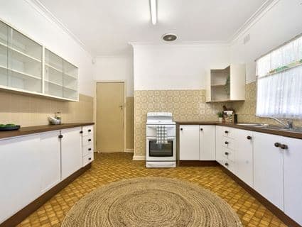 12 Heron Avenue, Sunshine North - Thumbnail 8