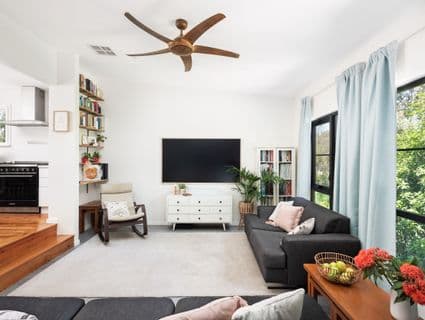 2 Loretta Avenue, Como - Thumbnail 4