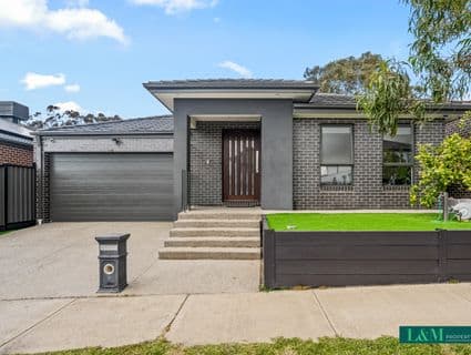 8 Crestwood Road, Greenvale - Image 1