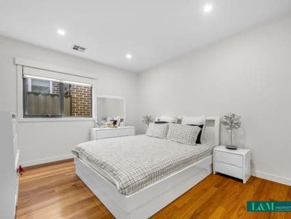 8 Crestwood Road, Greenvale - Thumbnail 4