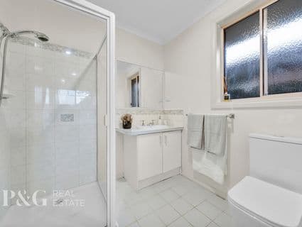 2 Ruffles Close, Narre Warren South - Thumbnail 3