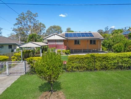 49 Doreen Crescent, Ellen Grove - Thumbnail 2