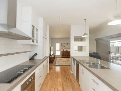 16 Village Way, Swan Hill - Thumbnail 6