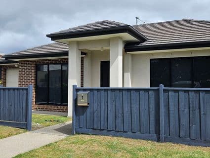 2 Leon Avenue, Rosebud - Image 1