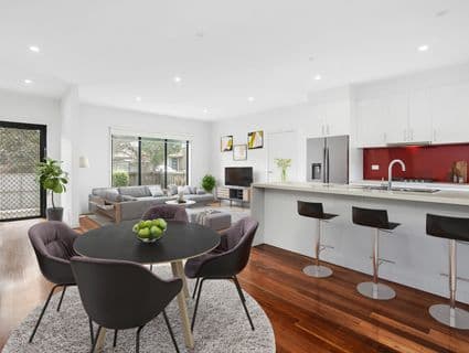 2 Leon Avenue, Rosebud - Thumbnail 2