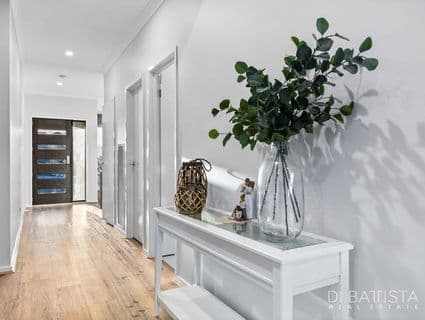 24 Cascade Drive, Beveridge - Thumbnail 2
