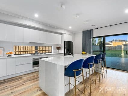 24 Cascade Drive, Beveridge - Thumbnail 5