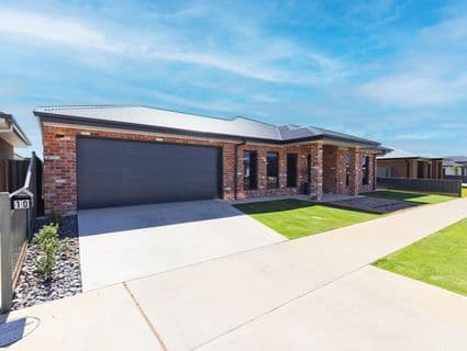 10 Wallowa Drive, Swan Hill - Image 1