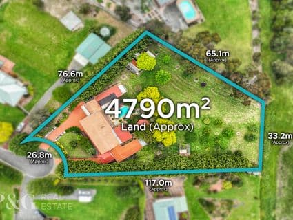 42-44 Warren Park Place, Narre Warren South - Image 1