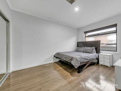 32 Wisteria Avenue, Craigieburn - Thumbnail 7