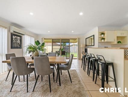 6 Lake Wivenhoe Court, Logan Reserve - Thumbnail 3