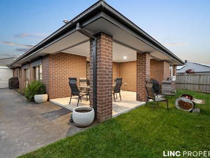 53 Swindale Way, Clyde North - Thumbnail 7