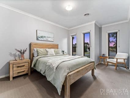82 Bridgehaven Drive, Craigieburn - Thumbnail 3