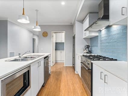 82 Bridgehaven Drive, Craigieburn - Thumbnail 8