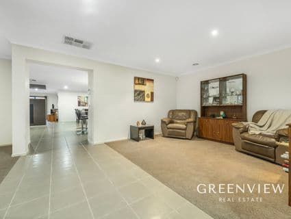 14 Newton Drive, Cranbourne North - Thumbnail 5