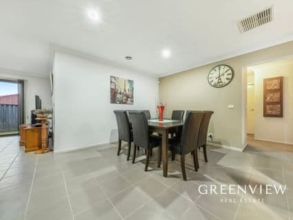 14 Newton Drive, Cranbourne North - Thumbnail 8