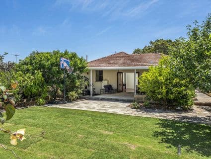 34 Redmond Road, Hamilton Hill - Image 1