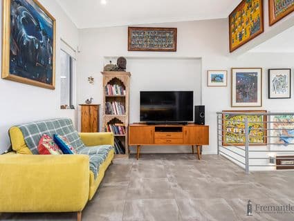 2/34 Glenister Road, Hamilton Hill - Thumbnail 6