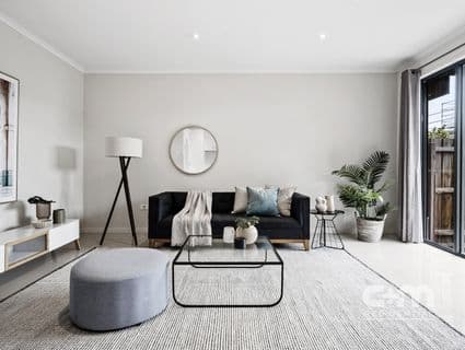 29 Bailey Crescent, Oak Park - Thumbnail 3