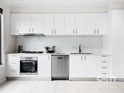 29 Bailey Crescent, Oak Park - Thumbnail 5