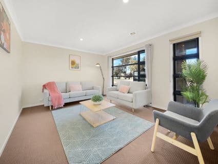 8 Grovedale Way, Manor Lakes - Thumbnail 5