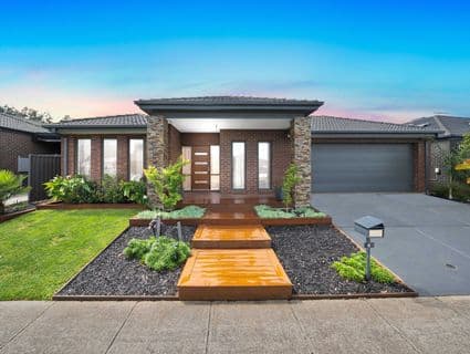 6 Ampelon Street, Manor Lakes - Image 1