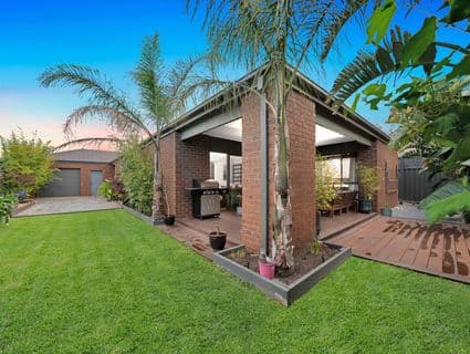 6 Ampelon Street, Manor Lakes - Thumbnail 4