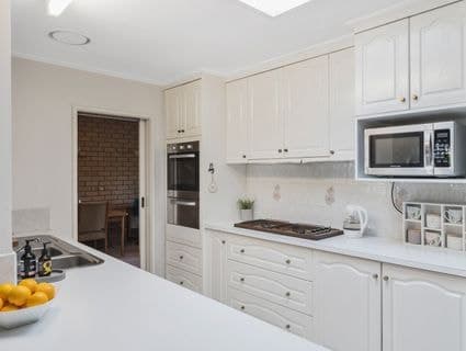 2 Highgate Court, Frankston - Thumbnail 2