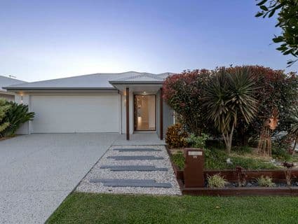 96 Haslewood Crescent, Meridan Plains - Thumbnail 6