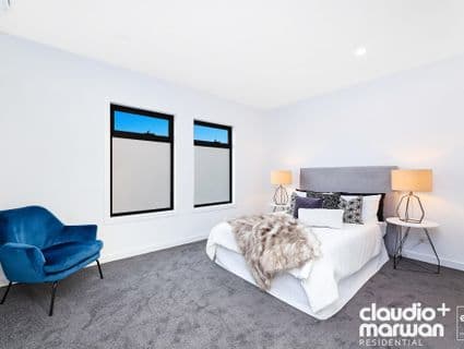 404, Oak Park - Thumbnail 8