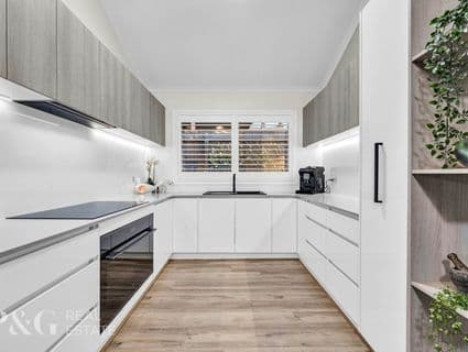 12 Bowman Close, Narre Warren South - Thumbnail 2