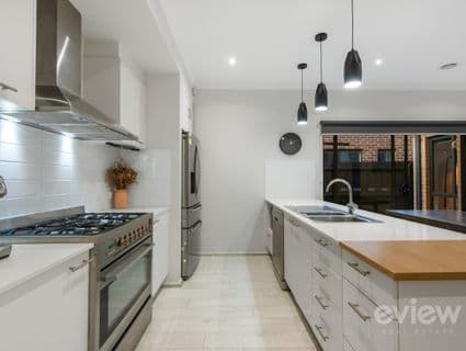 16 Natura Avenue, Werribee - Thumbnail 7