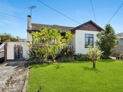 8 Menzies Avenue, Dandenong North - Image 1