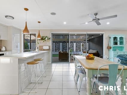30 Stoneleigh Way, Holmview - Thumbnail 3