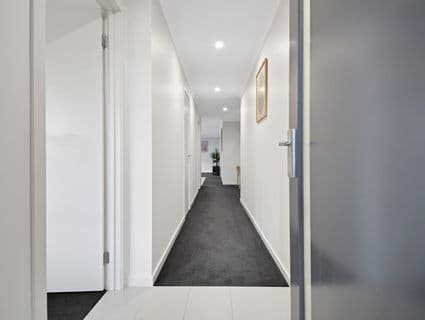 9 Strawberry Road, Manor Lakes - Thumbnail 3