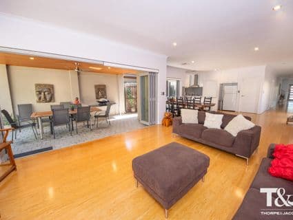 32 Alfred Road, Claremont - Thumbnail 4