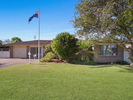 1 Andra Close, Belmont - Image 1