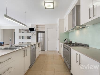 21 Yarraman Road, Manor Lakes - Thumbnail 4