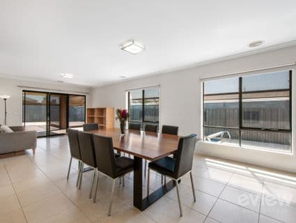 21 Yarraman Road, Manor Lakes - Thumbnail 5