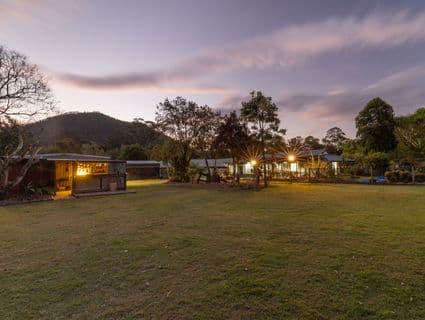 7 Einsleigh Court, Beerwah - Thumbnail 2
