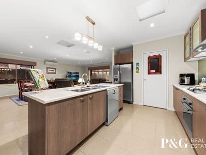 112 Hutchinson Drive, Lynbrook - Thumbnail 6