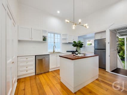 38 Gilbert Road, Windsor - Thumbnail 5